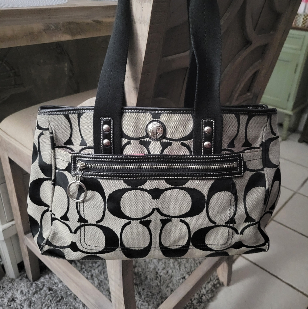 Coach Signature C Canvas Bag...EUC - Picture 3 of 11